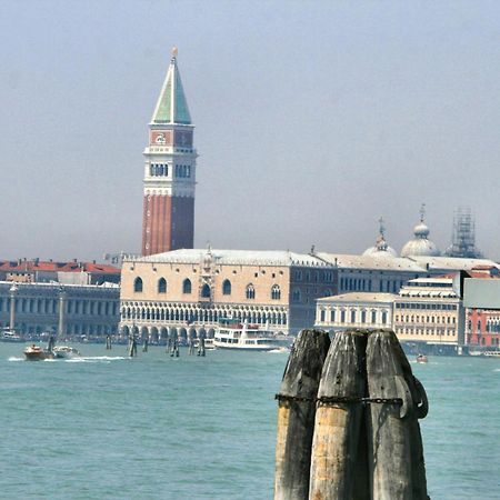 Queen House Venezia Eksteriør billede