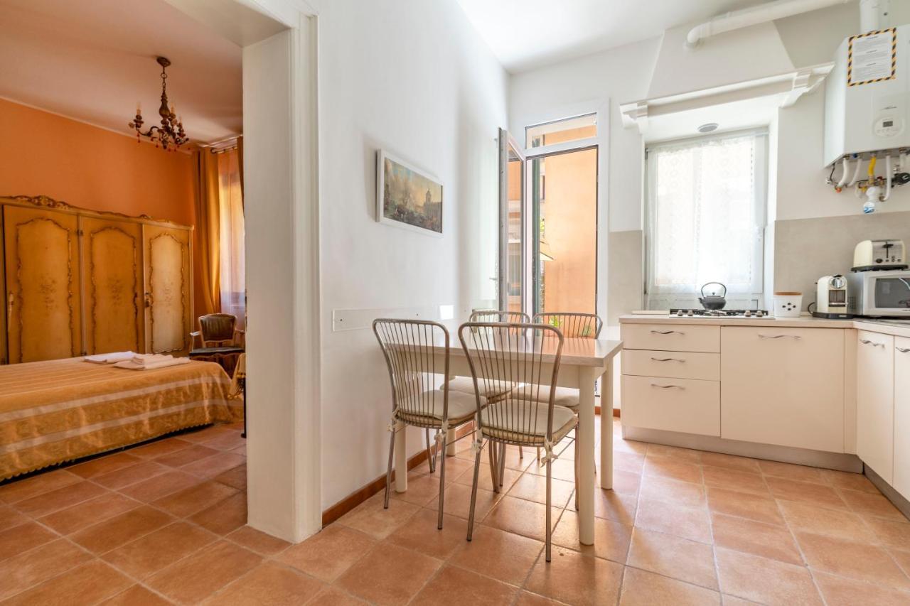 Queen House Venezia Eksteriør billede