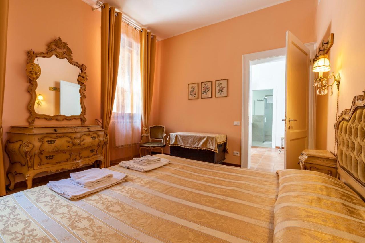 Queen House Venezia Eksteriør billede